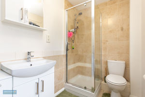 En suite- click for photo gallery